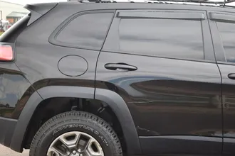 Cherokee 9