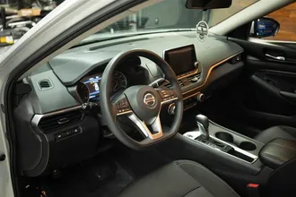 ALTIMA 10
