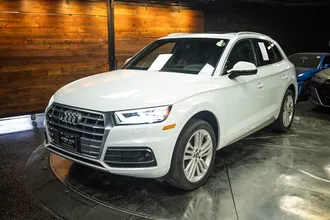 2020 AUDI Q5 photo 2