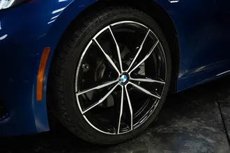 2024 BMW 3 SERIES photo 3