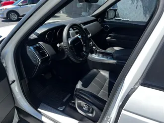 Range Rover Sport HSE 16