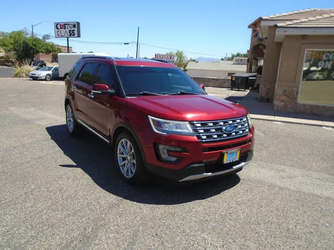 2017 Ford Explorer