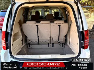Town & Country LX 19