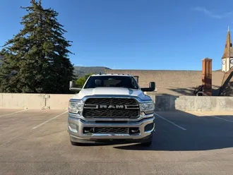 2022 Ram 3500 photo 5