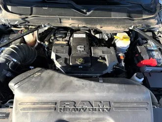 2022 Ram 3500 photo 6