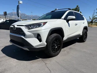 2021 Toyota RAV4 photo 2