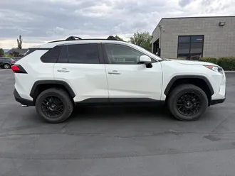 2021 Toyota RAV4 photo 4