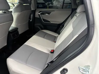 2021 Toyota RAV4 photo 6