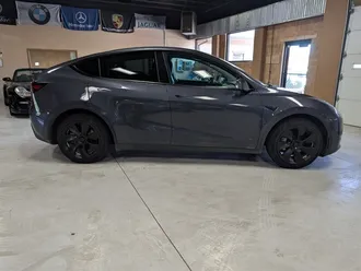 Model Y Long Range 11