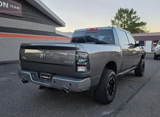 2009 Dodge Ram 1500 Crew Cab photo 5