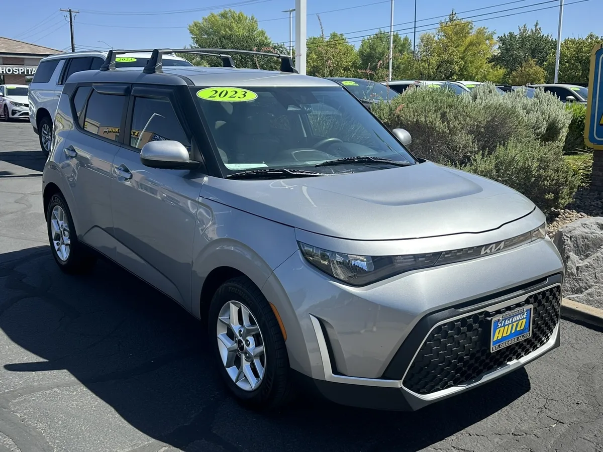 2023 Kia Soul LX