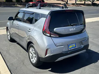 2023 Kia Soul photo 5