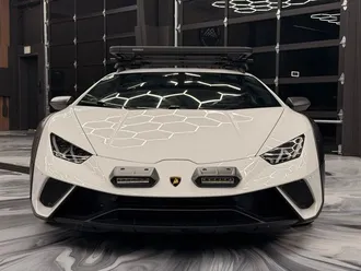 2024 Lamborghini Huracan Sterrato photo 3