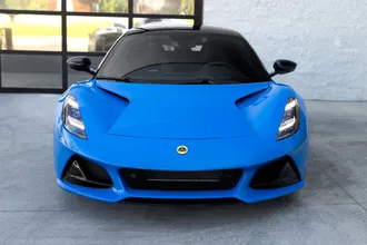 2024 Lotus Emira photo 4