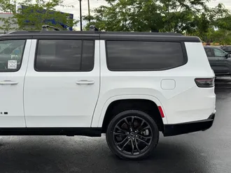 2024 Jeep Grand Wagoneer L photo 5