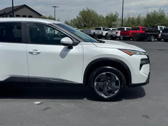 2024 Nissan Rogue photo 4