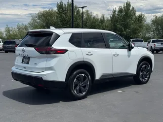 2024 Nissan Rogue photo 6