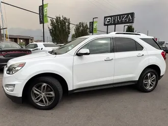 2017 Chevrolet Equinox photo 2