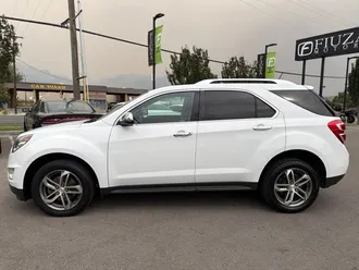 2017 Chevrolet Equinox photo 3