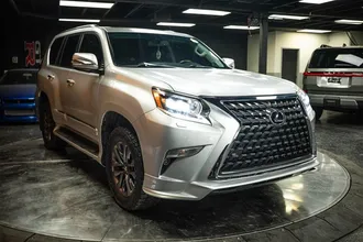 2017 LEXUS GX photo 5