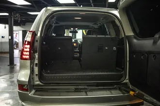 2017 LEXUS GX photo 7