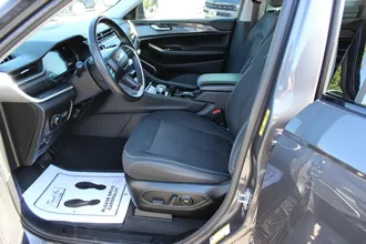 GRAND CHEROKEE L 7