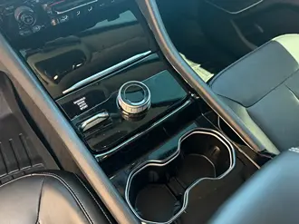 Grand Cherokee L 18