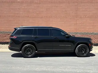 Grand Cherokee L 10