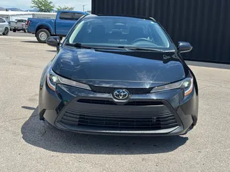 2025 Toyota Corolla photo 2