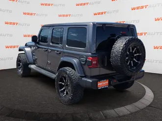 2020 Jeep Wrangler photo 3