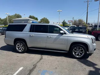 2015 GMC Yukon XL photo 5