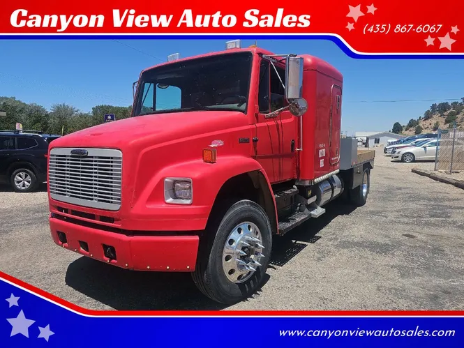 2003 Freightliner FL70