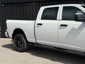 2026 Ram 2500 photo 5