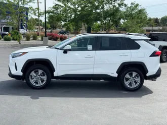 2024 Toyota RAV4 Hybrid photo 4