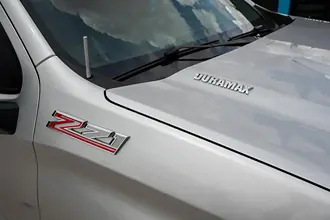 2020 Chevrolet Silverado photo 4