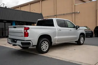 2020 Chevrolet Silverado photo 7
