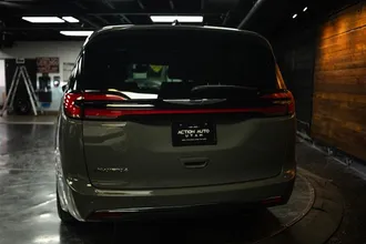 2025 CHRYSLER PACIFICA photo 6
