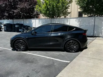 Model Y Performance 4