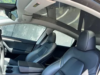 Model Y Performance 14