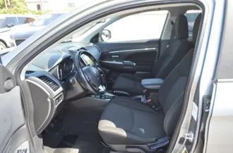 Outlander Sport 11