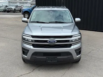 2024 Ford Expedition photo 3