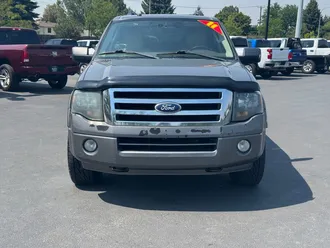 2011 Ford Expedition EL photo 2