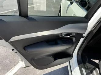 XC90 T5 Momentum 7-Passenger 24