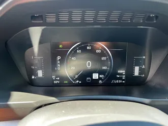 XC90 T5 Momentum 7-Passenger 37