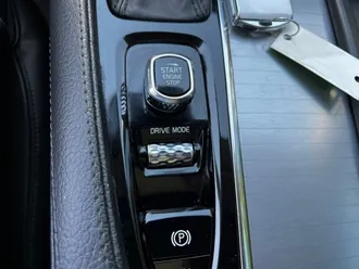 XC90 T5 Momentum 7-Passenger 44