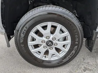 Tacoma SR5 16