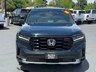 2025 Honda Pilot photo 2