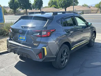 2024 Subaru Crosstrek photo 3