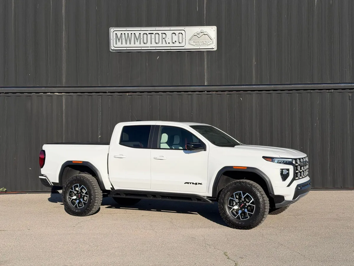 2026 GMC Canyon AT4X