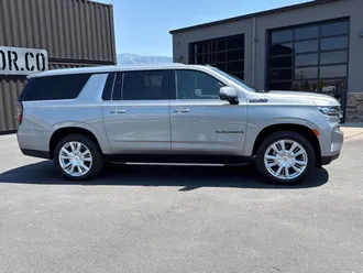 2024 Chevrolet Suburban photo 5